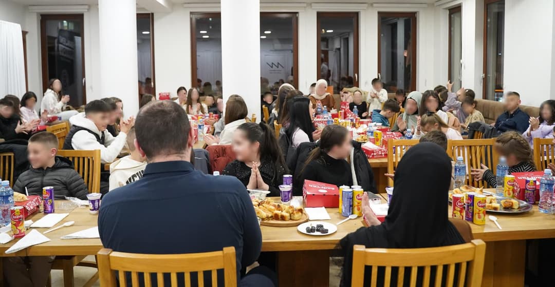 HUMAN GEST Zukorlić iftario sa jetimima